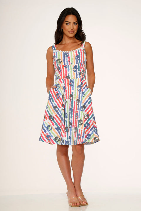 Vit Dödskallar Regnbågs Swingklänning