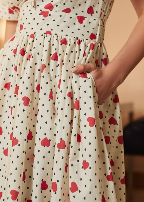 En sådan vintage-klänning med figurnära passform