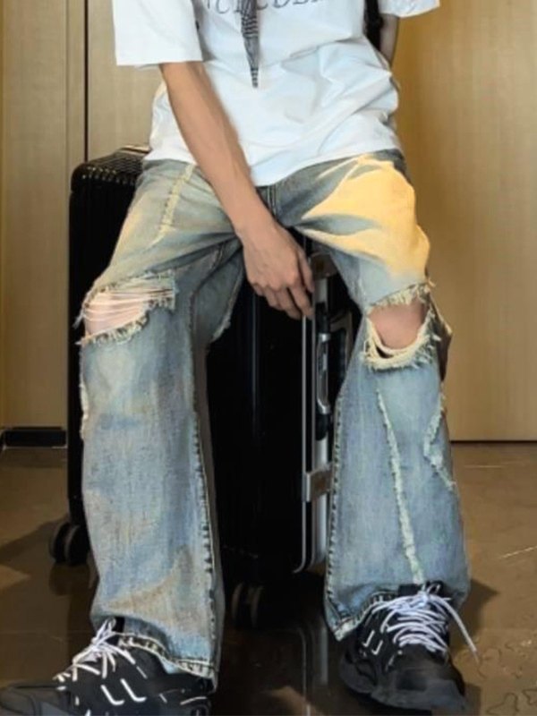 Herren-Jeans aus Distressed-Denim mit lockerer Passform