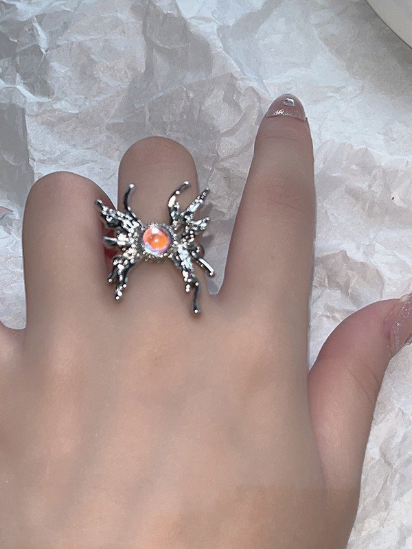 Steinverzierter Manschettenring