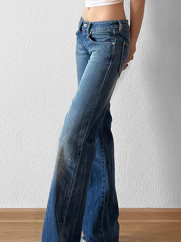 Schlankmachende Basics-Jeans mit niedriger Taille und vielseitiger Schlaghose