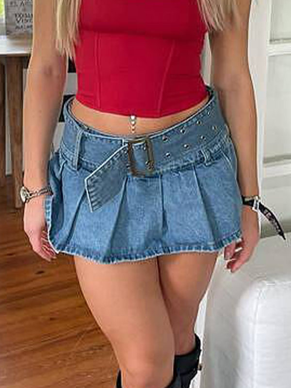 Plissierter Denim-Mikro-Skort mit niedriger Leibhöhe