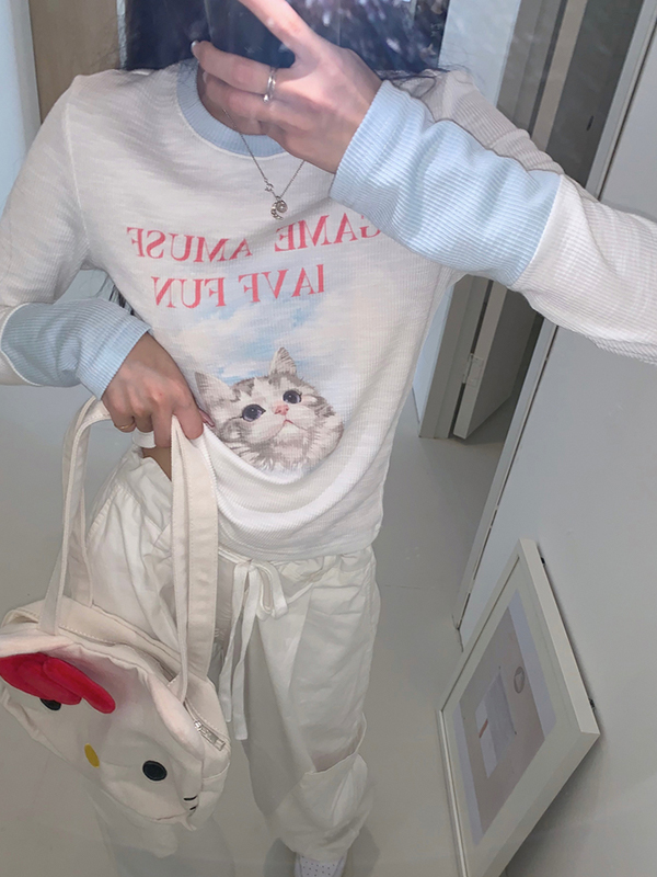 Langärmliges T-Shirt mit Katzen-Print