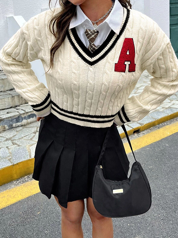 Bestickte Pullover mit V-Ausschnitt