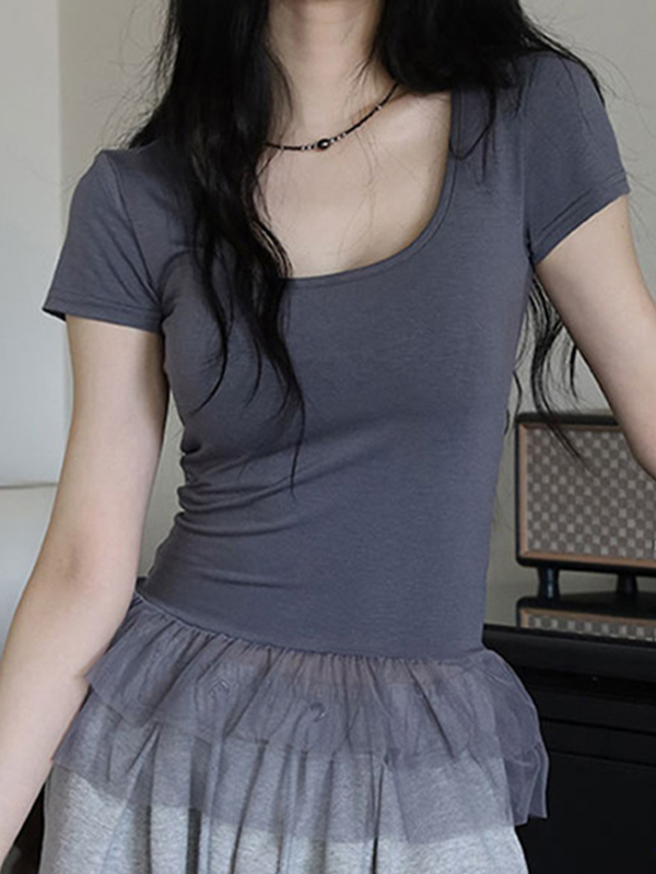 Kurzarm-T-Shirt mit U-Ausschnitt und Spitze