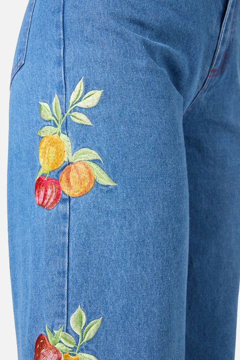 Fruktbroderade denimjeans