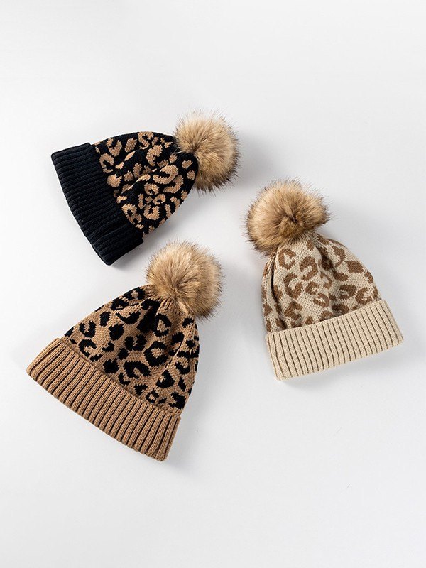 Bommel-Leopard-Strickmütze