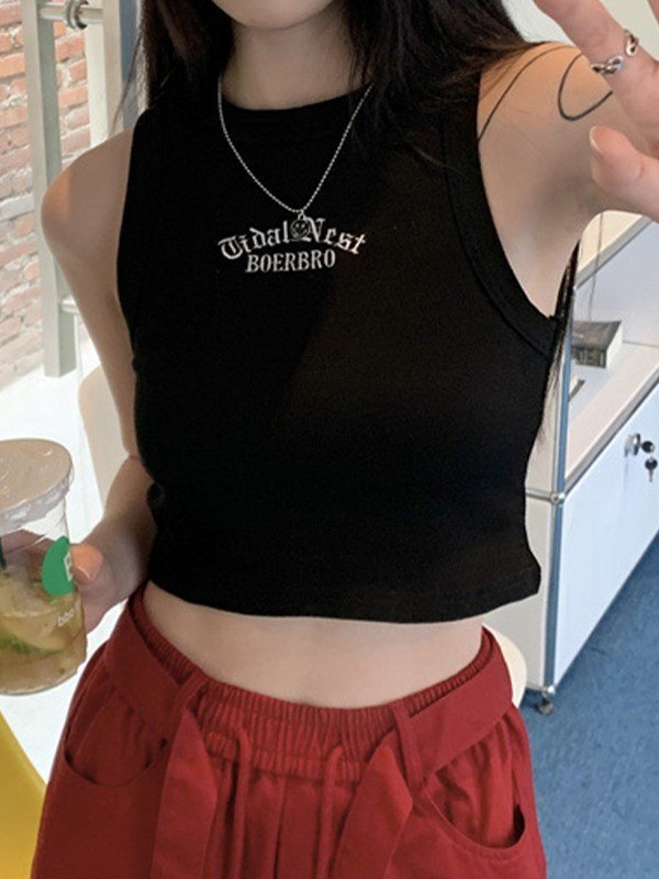 Geripptes, kurz geschnittenes Tanktop mit Buchstabenstickerei