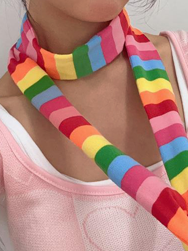 Kontrastfarbener Streifenschal