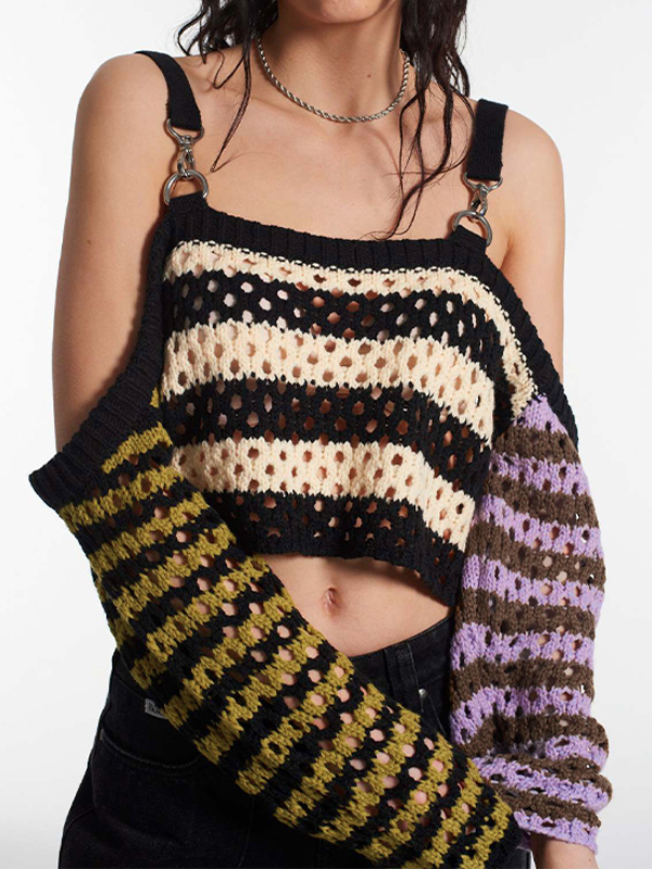 Häkeloberteil mit Ausschnitten in Kontrastfarbe, Spleiß und Schnallenriemen