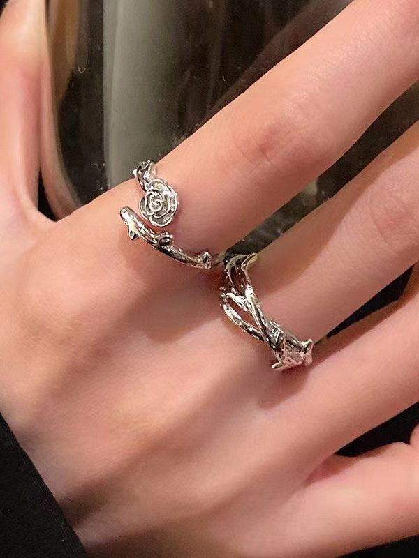 4-teiliges Dornen-Rosenranken-Manschettenring-Set