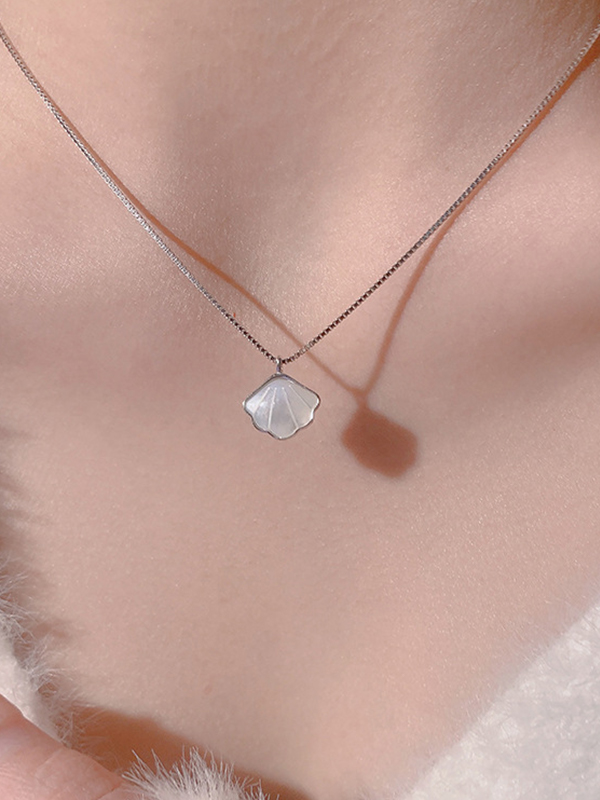 Elegante Muschel-Charm-Halskette
